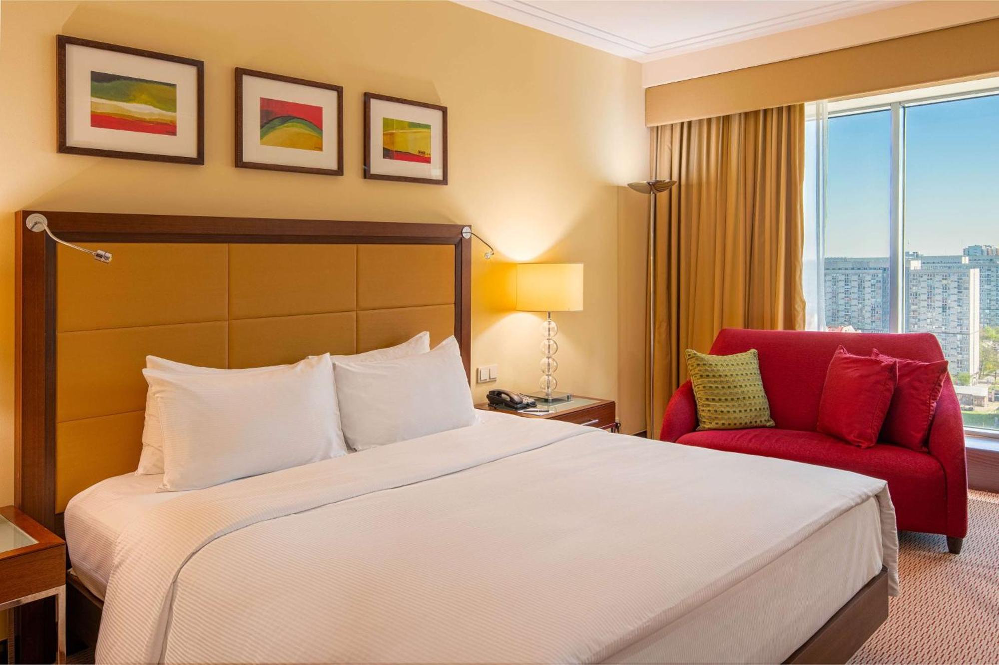 Hilton Warsaw City Hotel Екстериор снимка