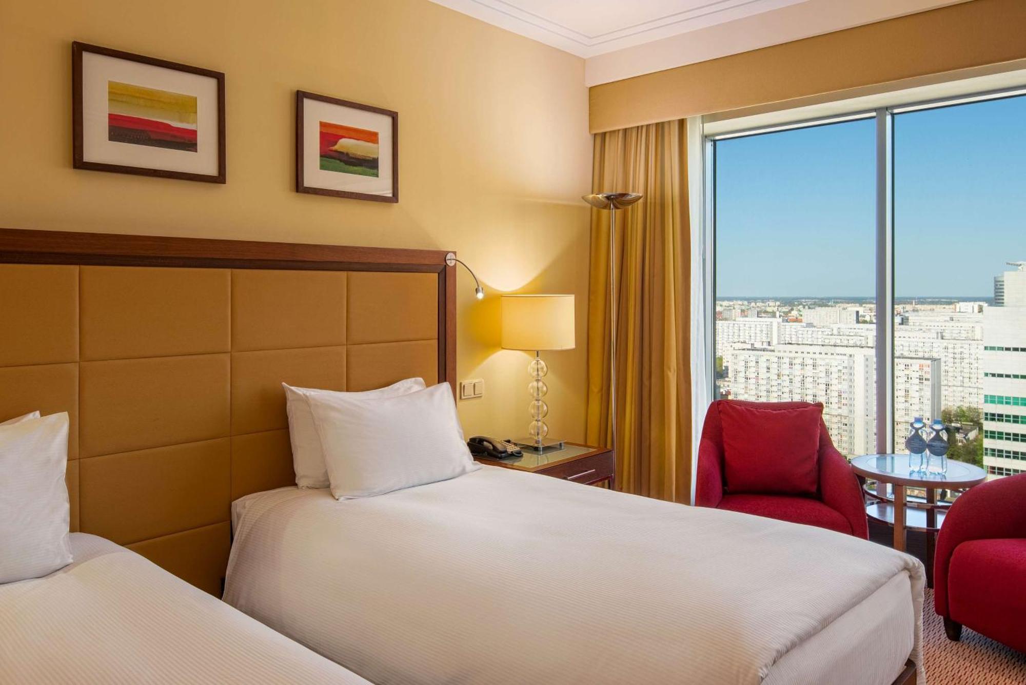 Hilton Warsaw City Hotel Екстериор снимка
