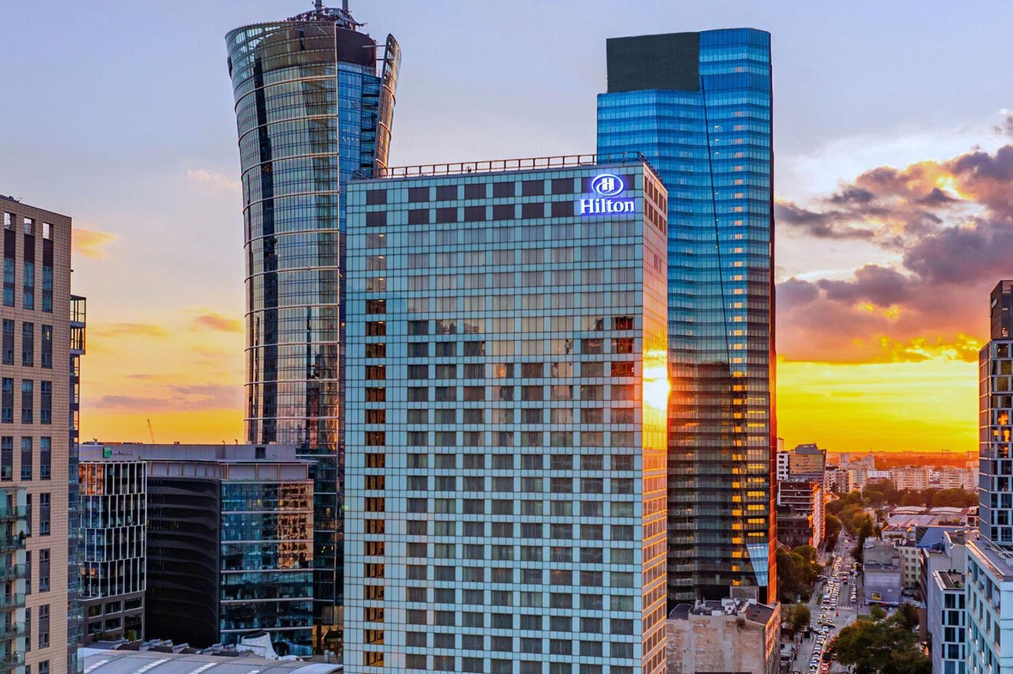 Hilton Warsaw City Hotel Екстериор снимка